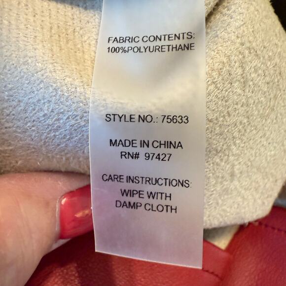 Women's DolceCabo Faux Red Leather Sleeveless Halter Top Size Medium NEW - Picture 5 of 8